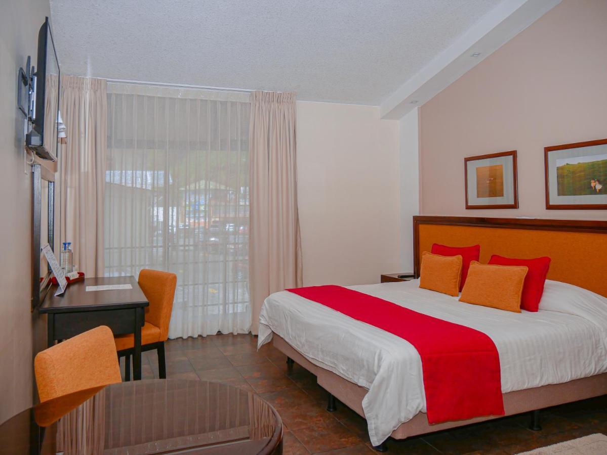 Sangay Spa Hotel Baños Exteriör bild
